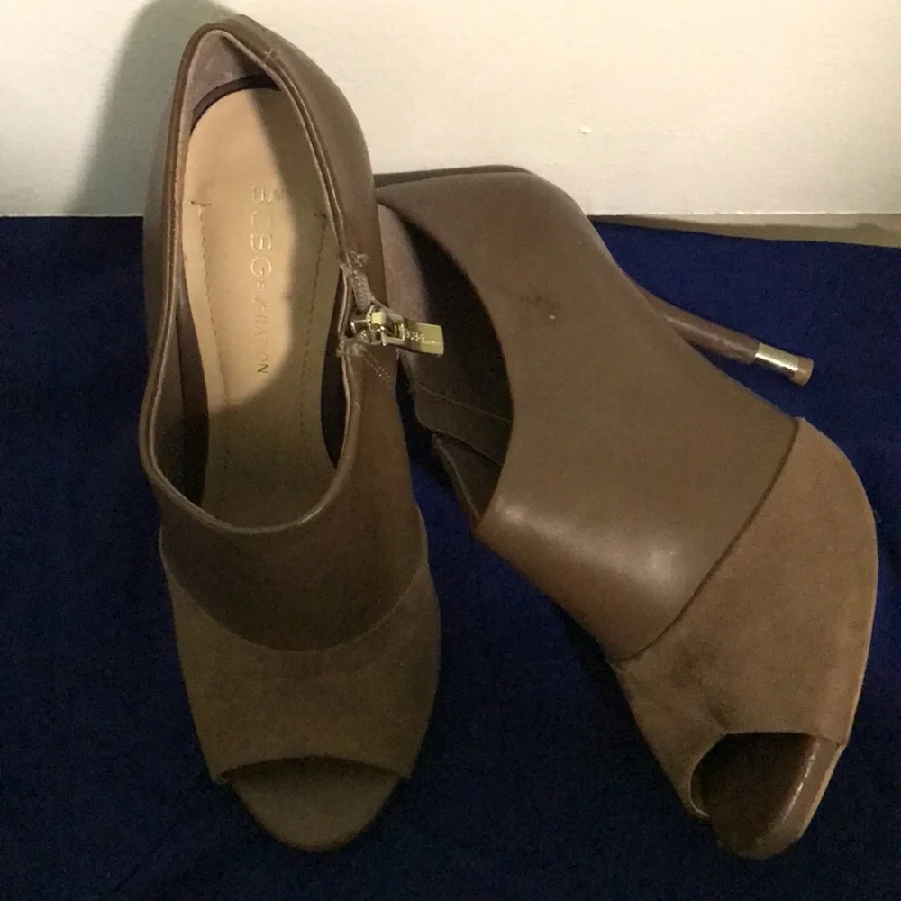 BCBG Generation, Tan, Bootie Heels. - Picture 8 of 9